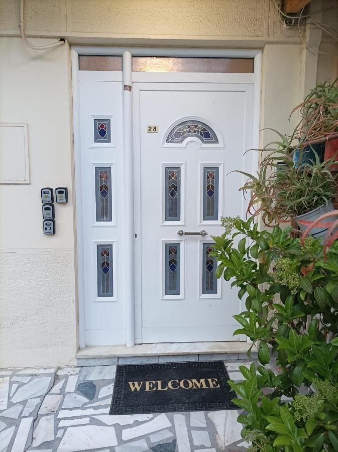 Teo'S 2 Persons Studio Deluxe B2 Patras Exterior photo